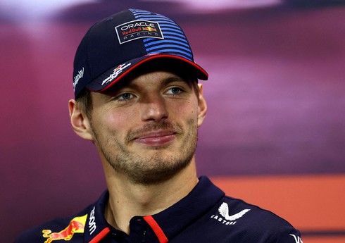 Ферстаппен выиграл Гран-при Бразилии, стартовав с 17-й позиции