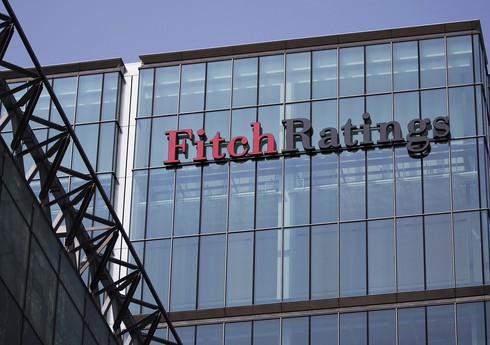 Fitch: Международные резервы Азербайджана по итогам года превысят $13 млрд