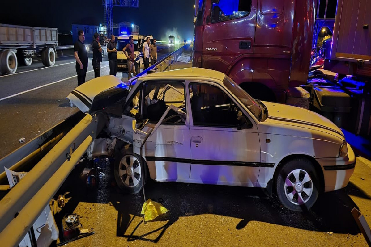 ГДП распространила информацию о ДТП на дороге Баку-Газах, в котором погиб ребенок и пострадали члены его семьи - ФОТО