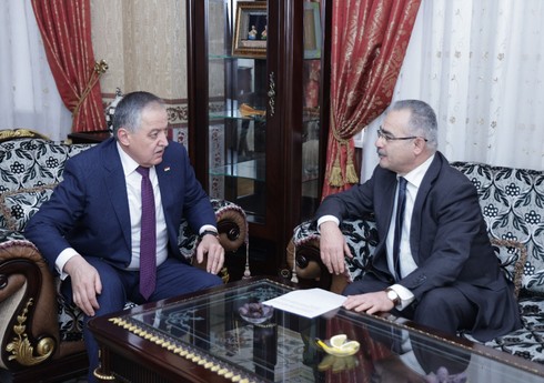 Глава МИД Таджикистана посетил посольство Азербайджана в Душанбе