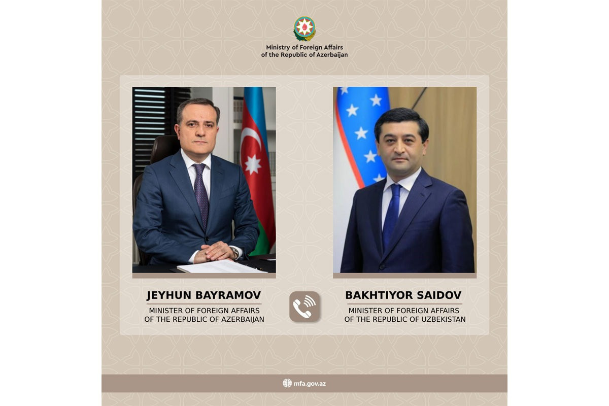 Глава МИД Узбекистана позвонил Джейхуну Байрамову