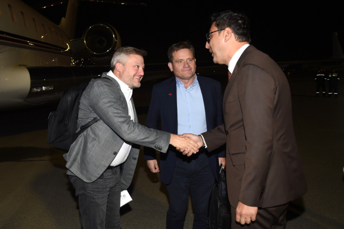 Главный исполнительный директор компании вр прибыл с визитом в Азербайджан