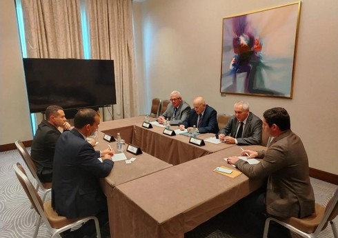 Главы миссий наблюдателей от СНГ и ШОС провели в Баку рабочую встречу