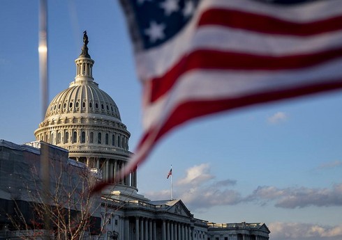 Госслужащих США уведомили о возможном шатдауне из-за прекращения финансирования