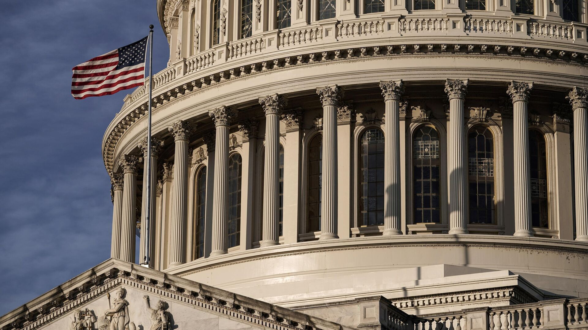 Госслужащих США уведомили о возможной приостановки из-за прекращения финансирования