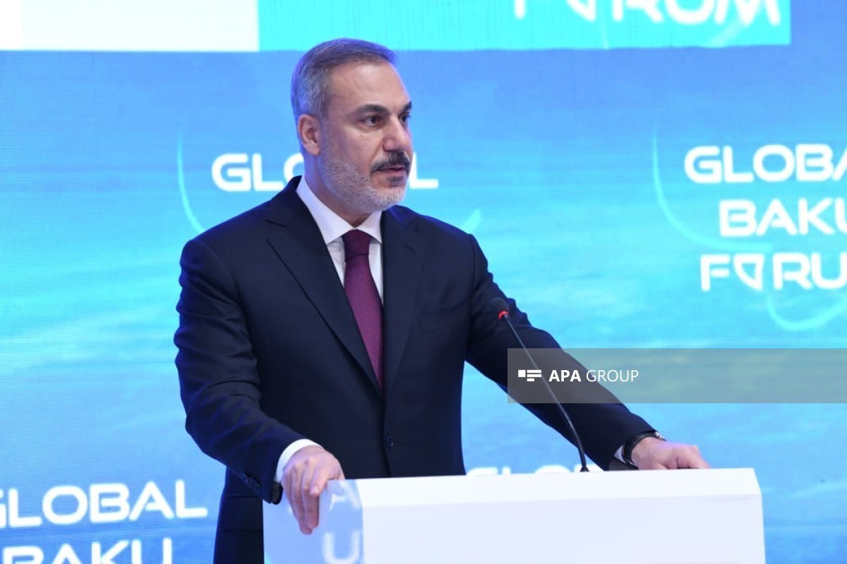 Хакан Фидан посетит Азербайджан