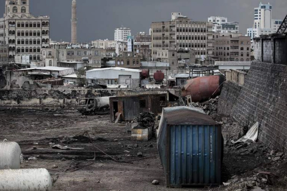 Хуситы подтвердили гибель главы правительства повстанцев и нескольких его коллег