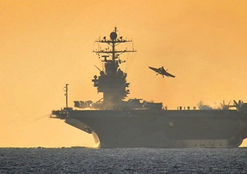 Хуситы заявили об ударах по авианосной группе США в Красном море