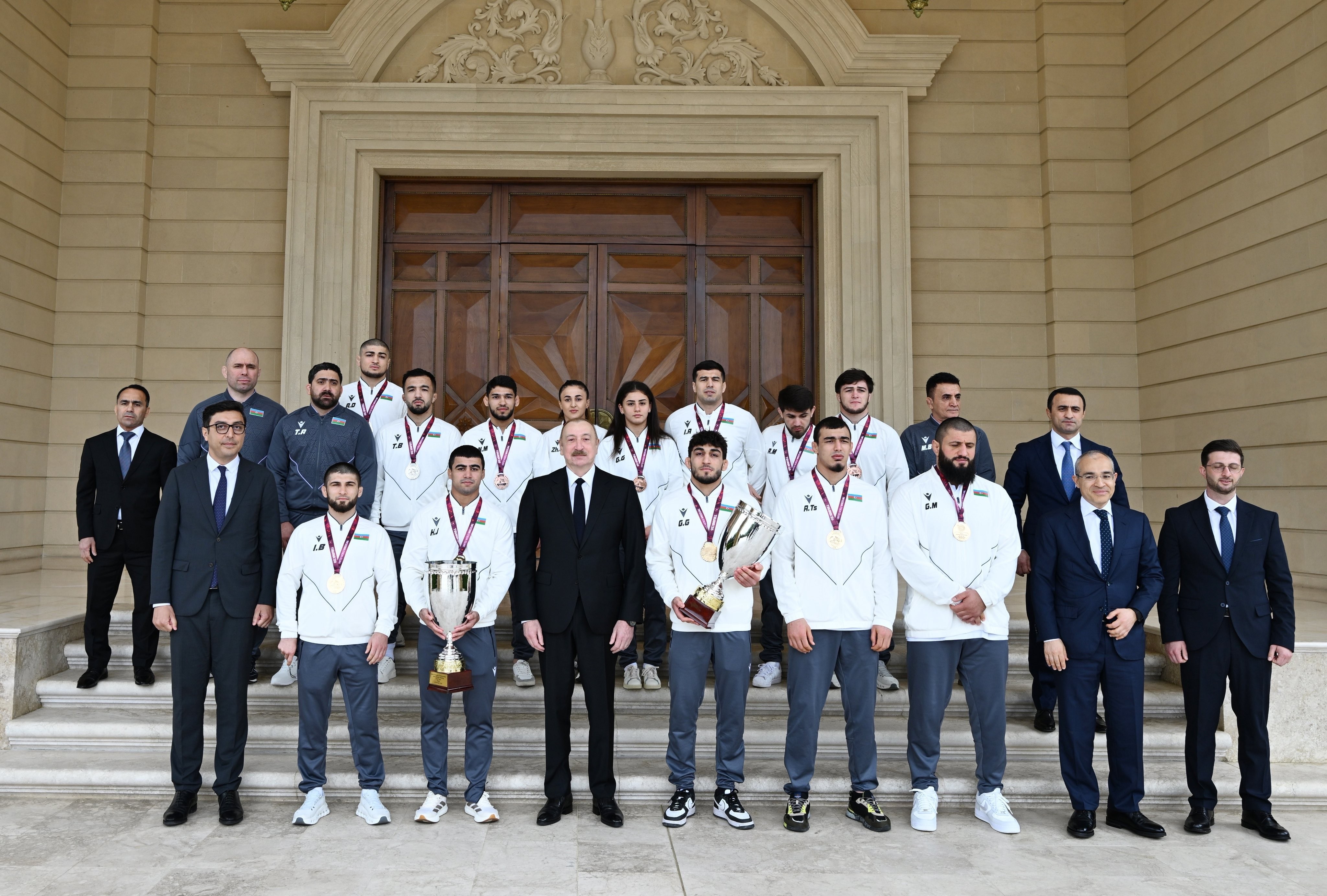 Ильхам Алиев: Азербайджанские борцы ещё раз доказали, что они номер один в Европе