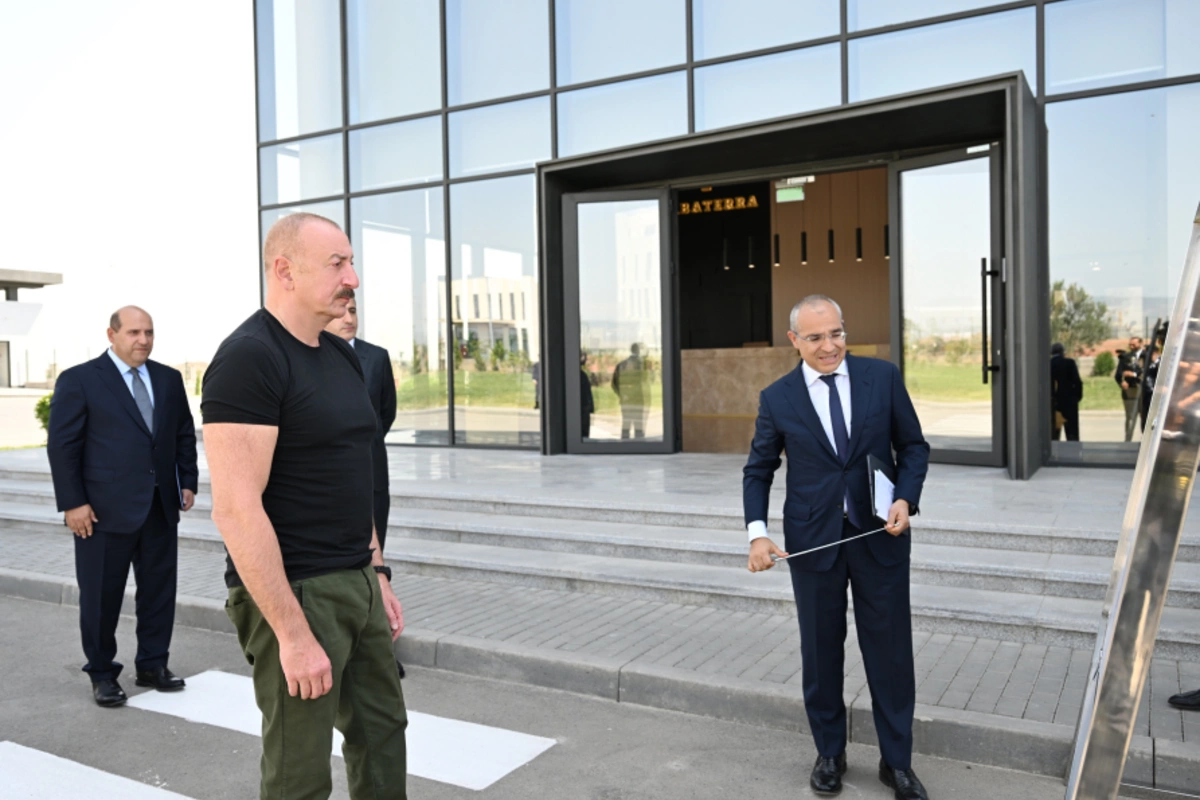 Ильхам Алиев открыл предприятие по производству табачных изделий в Агдамском промышленном парке