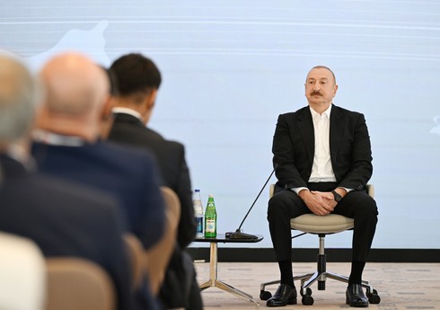 Ильхам Алиев встретился с участниками III Шушинского глобального медиафорума