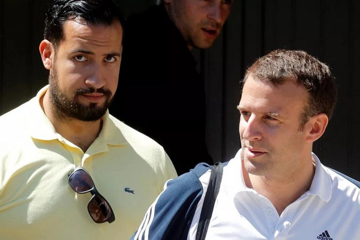 Интерпол объявил экс-начальника охраны Макрона в розыск с “красным уведомлением”