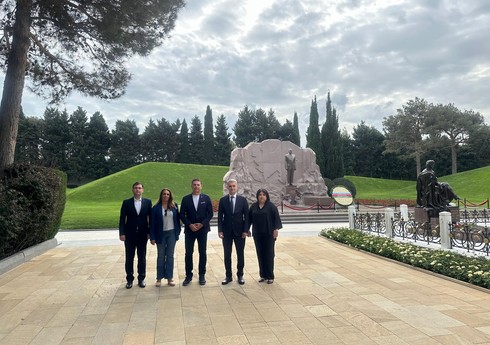 Исполнительный президент Европейского союза настольного тенниса находится с визитом в Баку