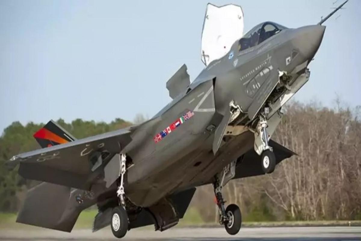 Истребитель F-35 ВВС США разбился в Калифорнии
