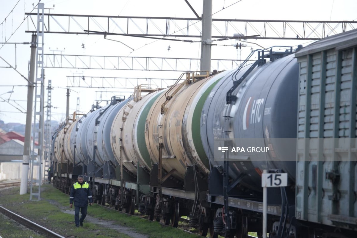Из Азербайджана в Армению отправлено дизельное топливо и удобрения-ОБНОВЛЕНО-ФОТО