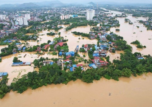 Из-за паводка на севере Вьетнама погибли 233 человека