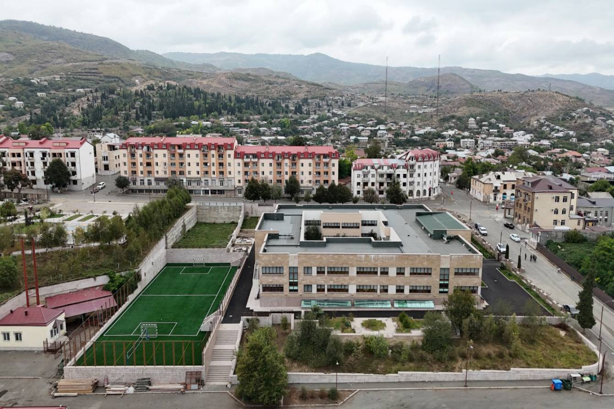 Кадры отремонтированной средней школы №4 в городе Ханкенди - ВИДЕО