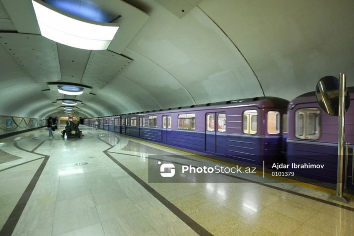 Когда бакинское метро перейдет на летний режим?
