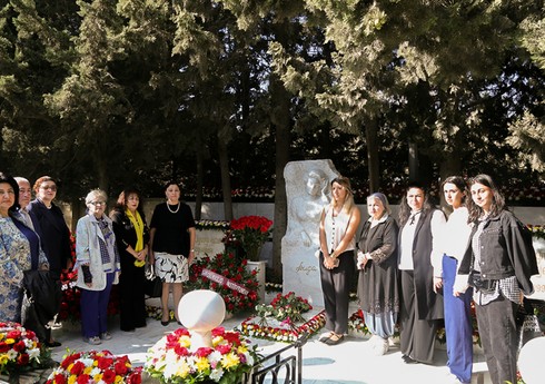Коллектив Института востоковедения почтил память профессора Аиды Имангулиевой