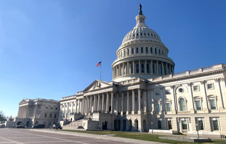 Конгрессмены США приняли законопроект о возможных санкциях против членов ЦК КПК