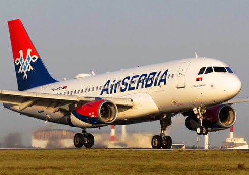 Крупнейшая авиакомпания Сербии приостановила рейсы в два города РФ