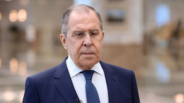 Лавров прибыл в Стамбул для участия во встрече формата "3+3" по Южному Кавказу