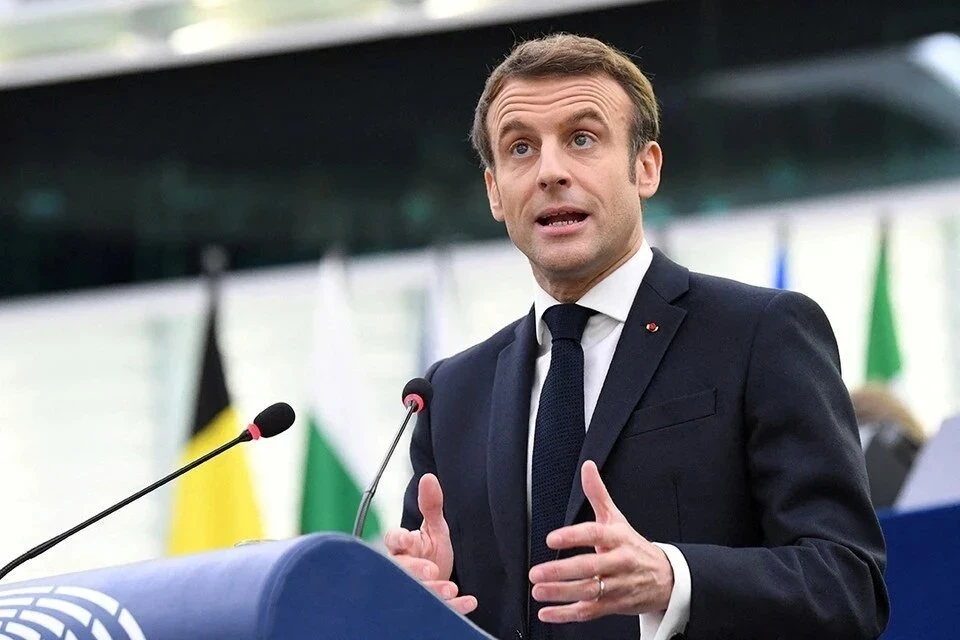 Le Figaro: более 60% французов выступают за отставку Макрона