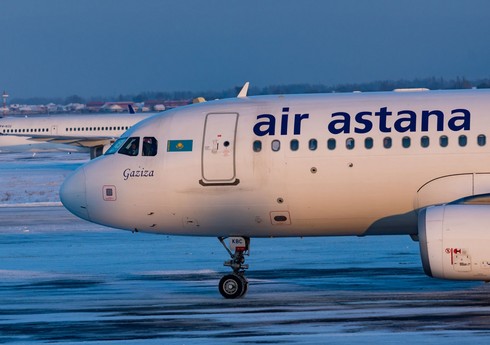 Летевший из Алматы в Анталью самолет Air Astana экстренно сел в Актау