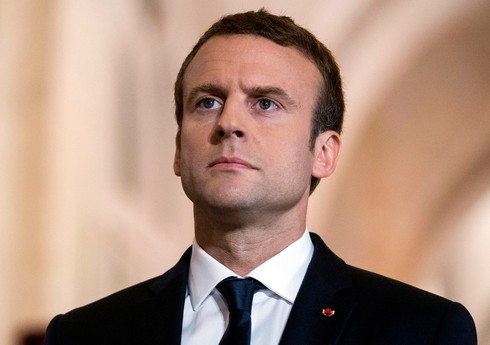 Макрон обсудит с Ле Пен будущее правительство Франции