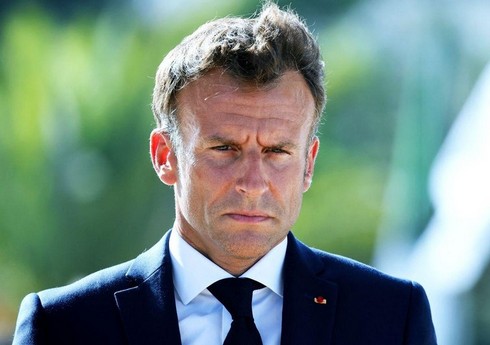 Макрону не стоит ждать приятных подарков на день рождения