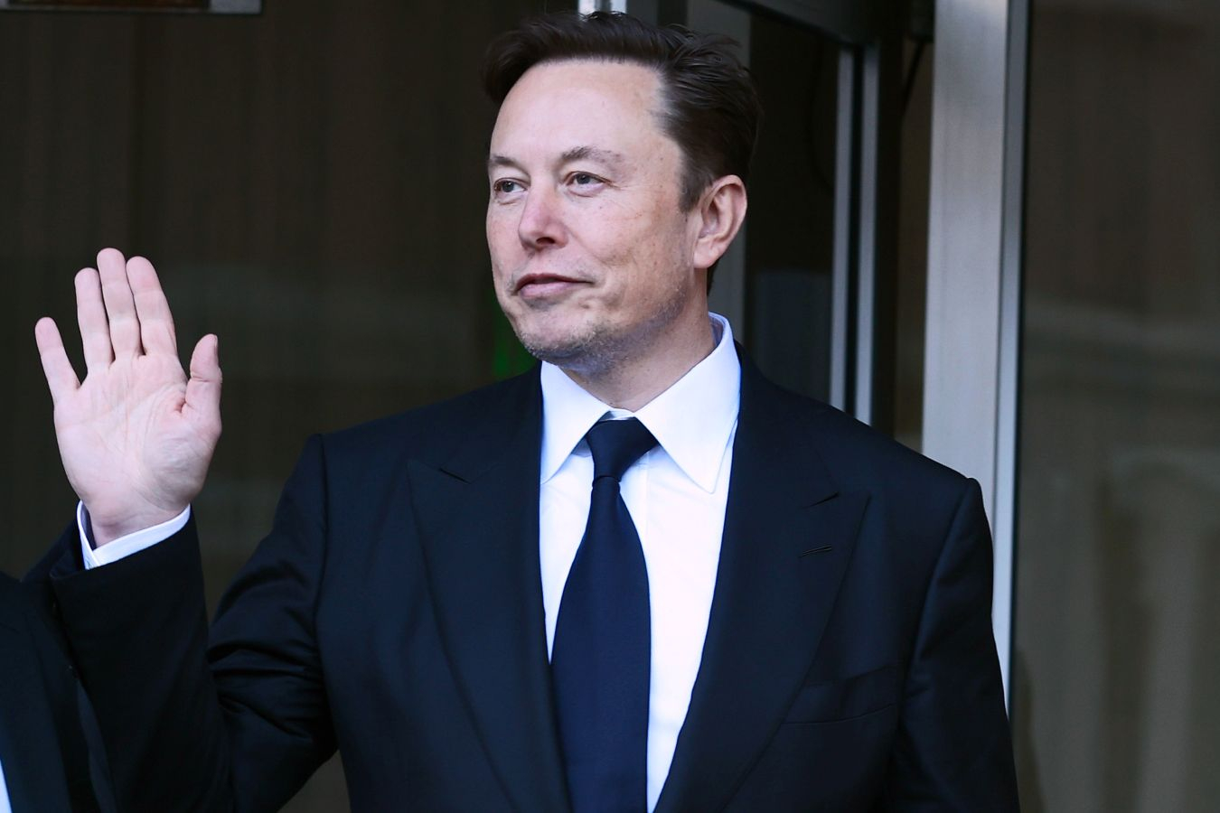 Маск спрогнозировал использование имплантов Neuralink миллионами людей через 10 лет