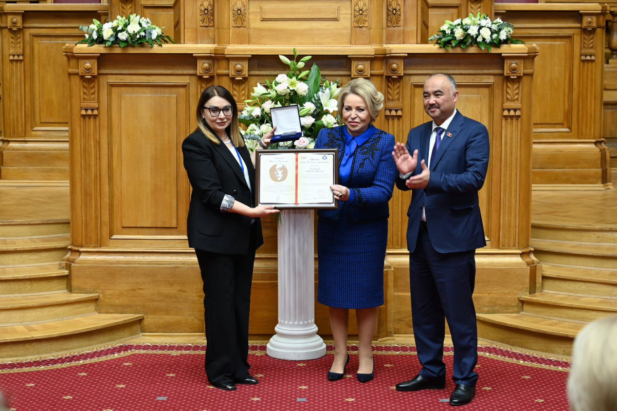 Мехрибан Алекберзаде вручена премия МПА СНГ имени Чингиза Айтматова-ФОТО