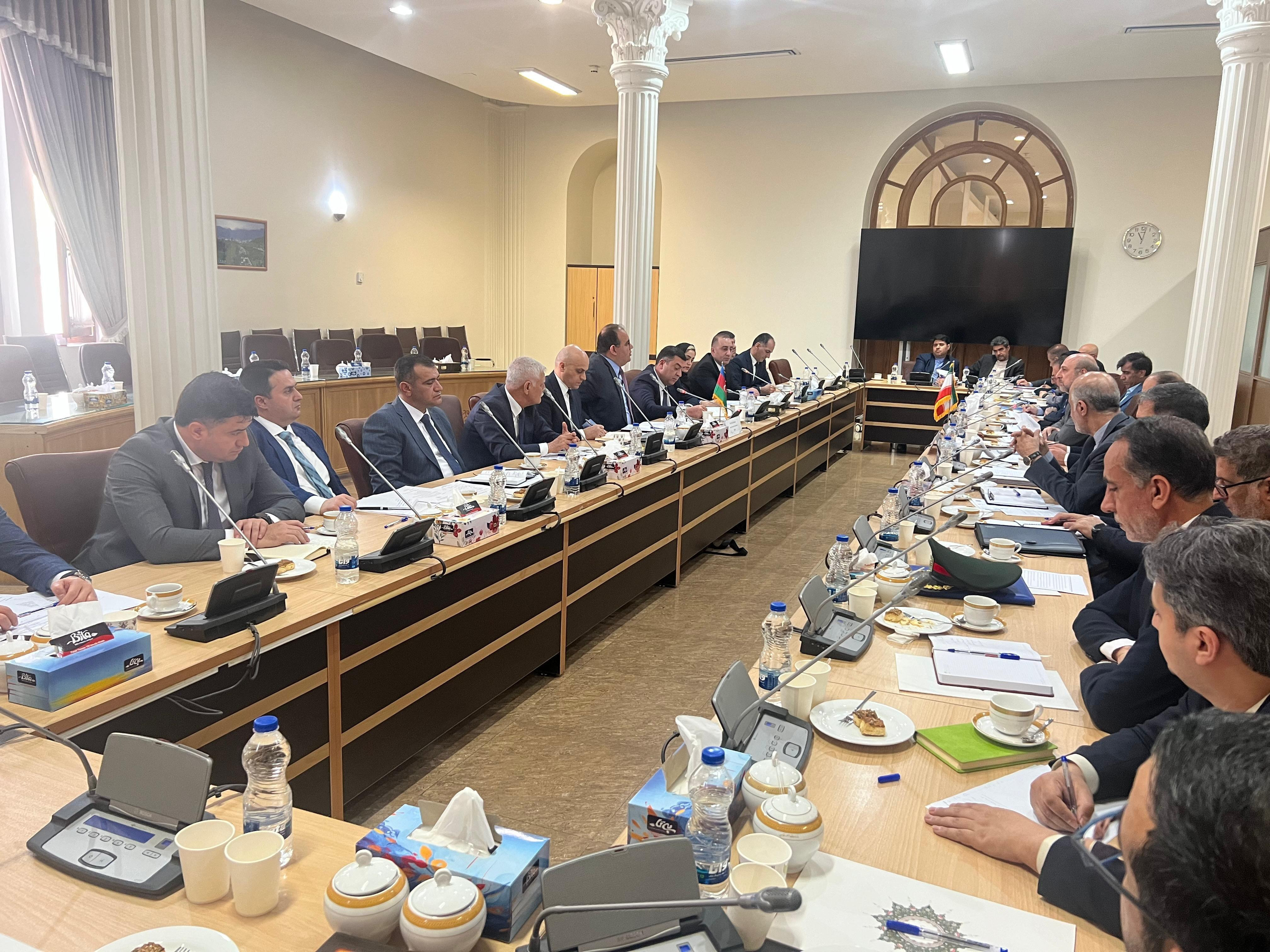 Между Азербайджаном и Ираном состоялись консульские консультации