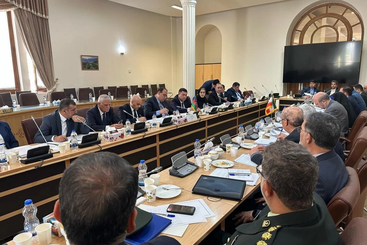 МИД Азербайджана и Ирана провели консульские консультации