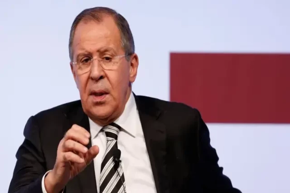МИД России: Лавров заявил, что российская армия начала наносить удары по военным объектам Украины в Киеве