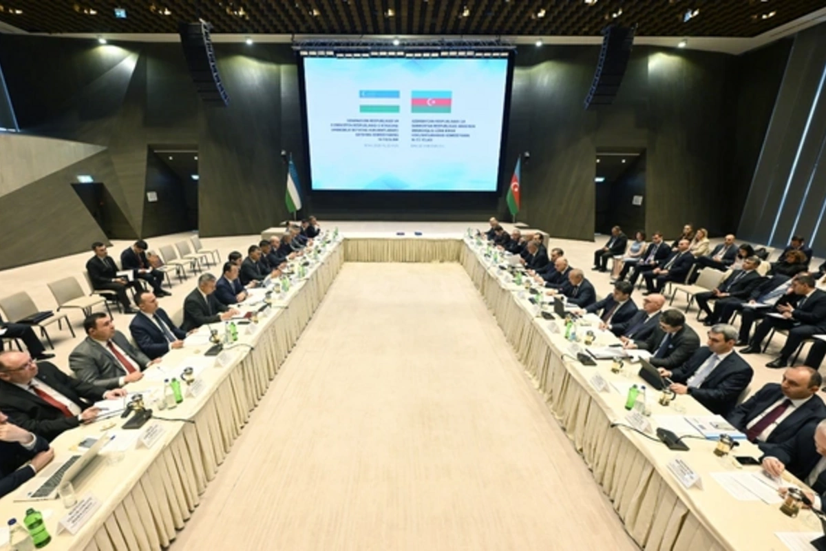 Микаил Джаббаров провел переговоры с министром Узбекистана Лазизом Кудратовым