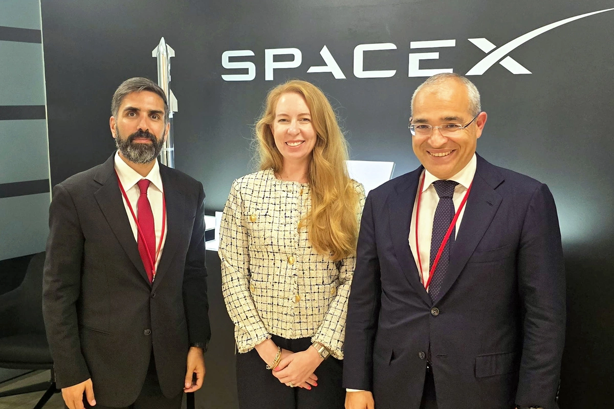 Микаил Джаббаров встретился с вице-президентом компании SpaceX