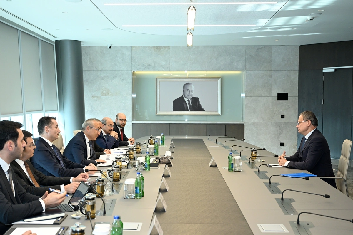 Министр экономики обсудил с гендиректором Purcari Wineries сотрудничество в области виноделия