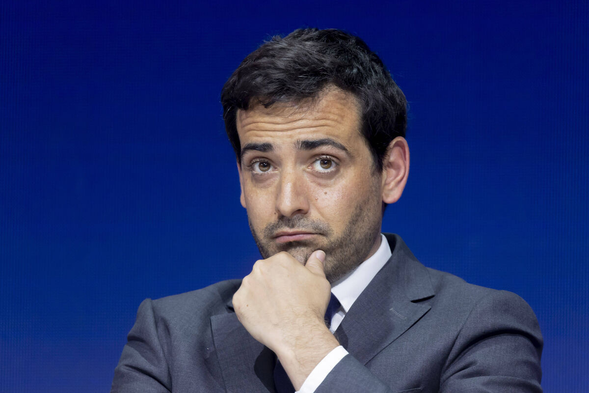 Министр Европы и иностранных дел Франции Стефан Сежурне прибыл в Армению