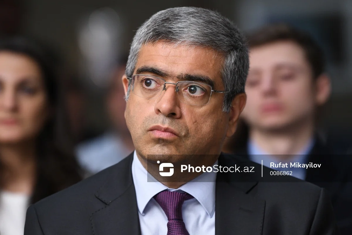 Министр назначил пять человек на высокие должности