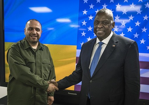 Министры обороны США и Украины обсудили подготовку к "Рамштайну"