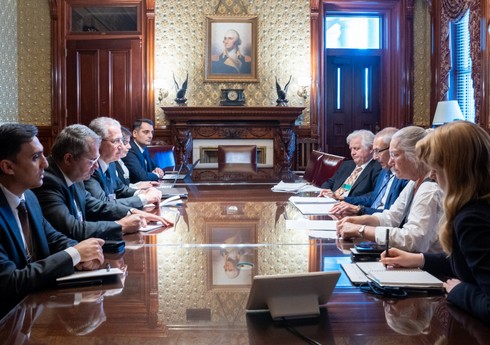 Мухтар Бабаев и Джон Подеста обсудили климатическое сотрудничество перед COP29