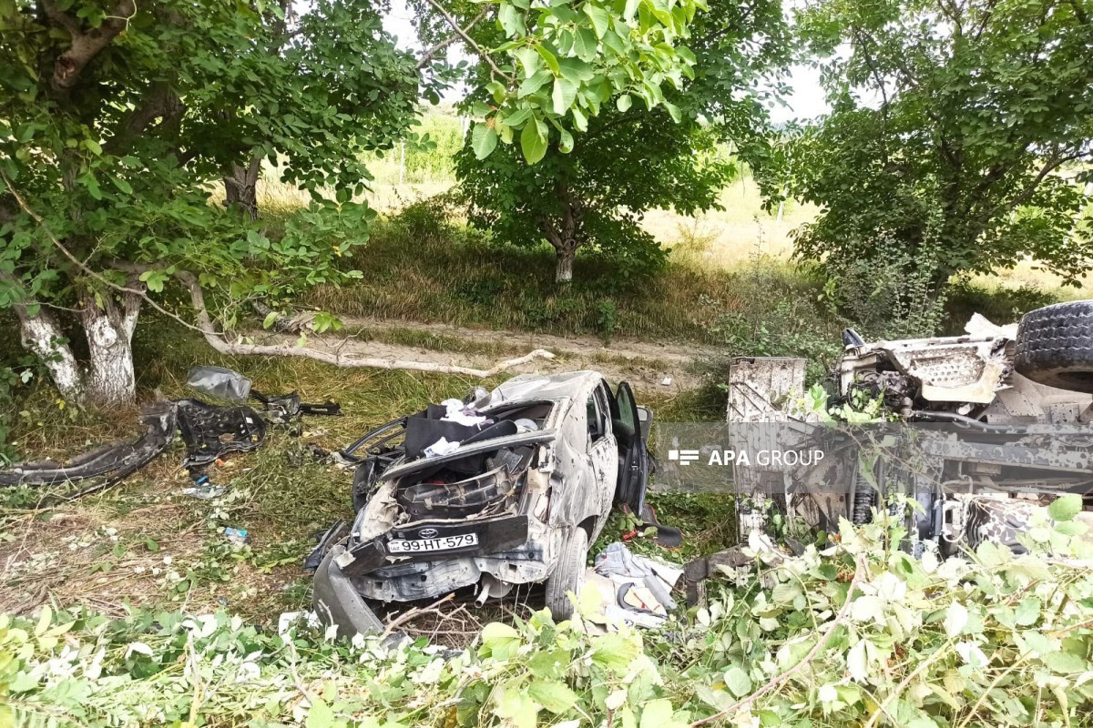 На автомагистрали Баку–Губа произошла цепная авария, пострадали 5 человек — ФОТО — ОБНОВЛЕНО