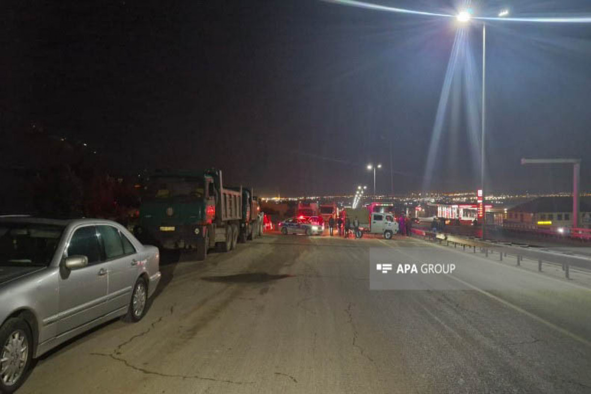 На Бакинской кольцевой дороге произошел обвал породы-ФОТО