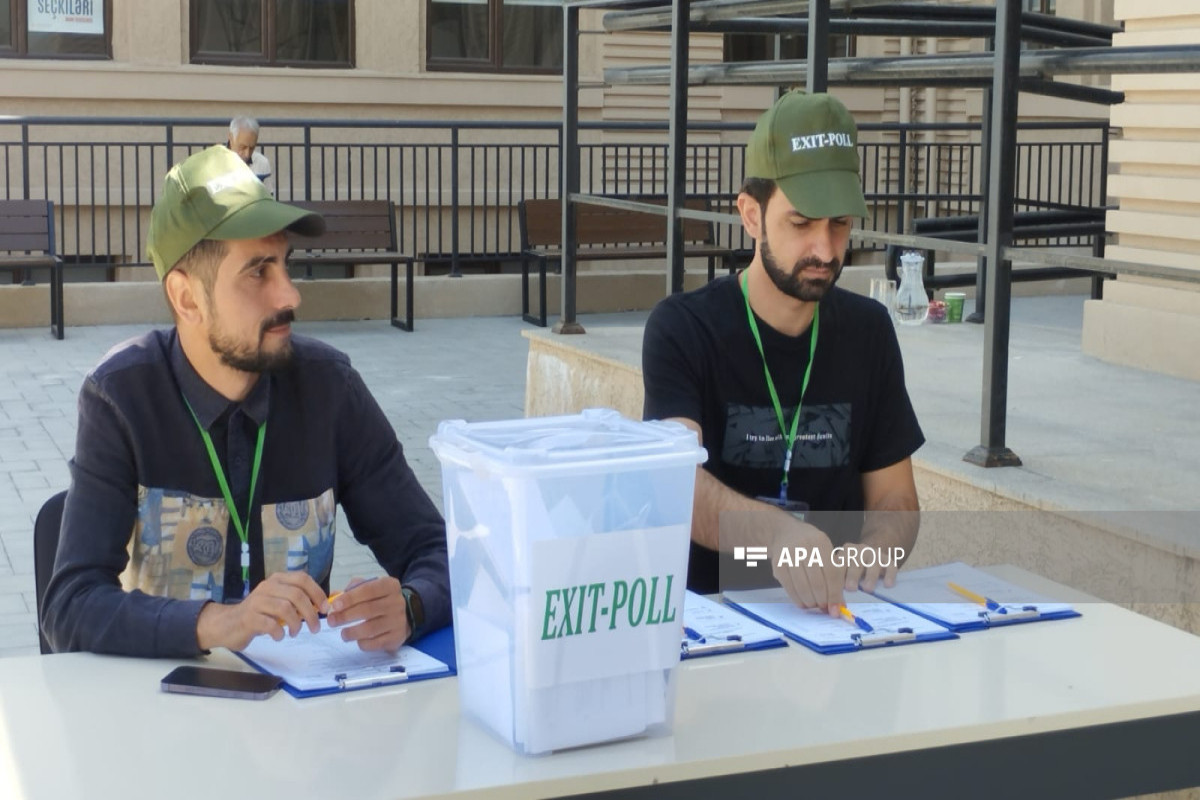 На избирательном участке №46 Шуша-Агдам-Ходжавендского избирательного округа проводится еxit-poll-ФОТО