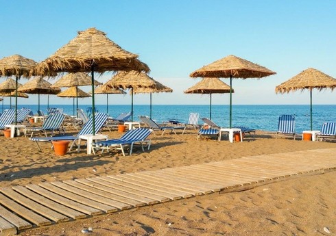 На пляжах Абшерона морская вода прогреется до 22 градусов тепла