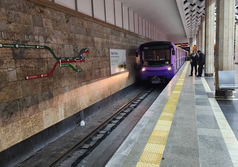 На станции метро "Улдуз" установлены дополнительные терминалы Bakıkart и турникеты