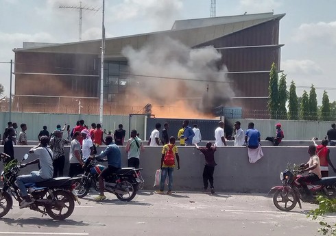 На востоке ДР Конго повстанцы захватили город Ихуси