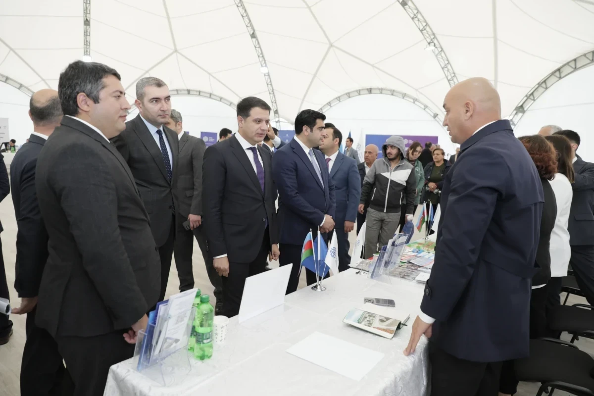 На ярмарке труда в Лачине было предложено более 250 вакансий