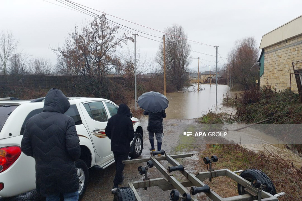 На юге Азербайджана затоплены некоторые территории, эвакуированы 22 человека-ФОТО-ВИДЕО